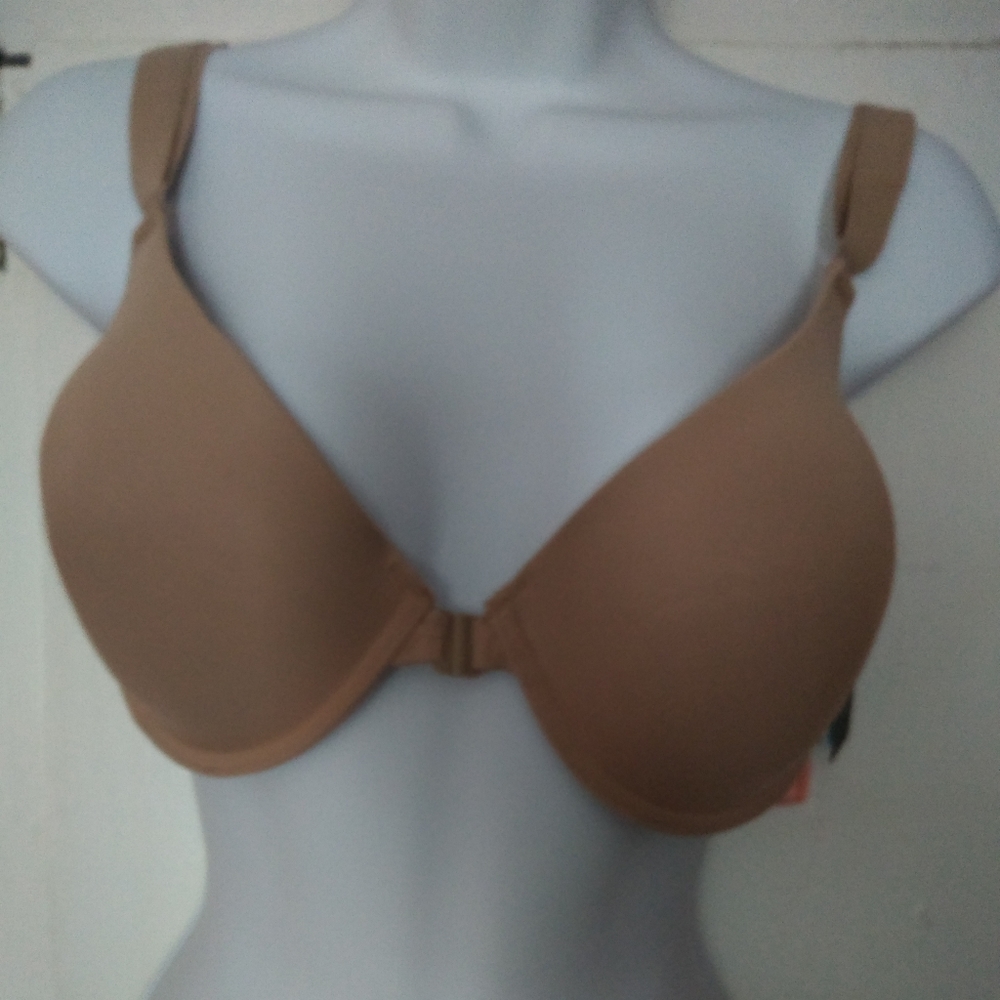 Bras - Picture 3 of 10